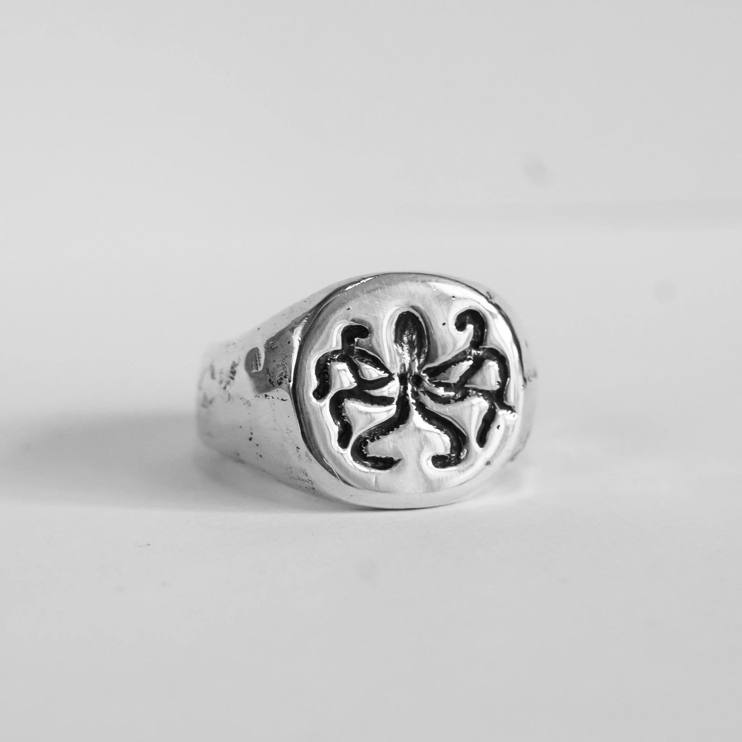 IMONYX - OCTOPUS SIGNET RING